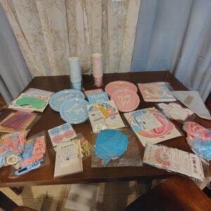 Team Boy and Team Girl Party Supplies Set